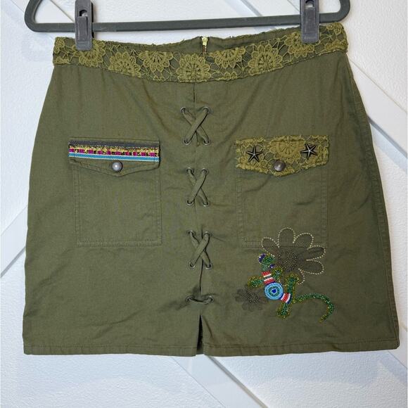 Desigual Olive Green Mini Skirt With Embroidery and Lace Details Size Small - Picture 1 of 10